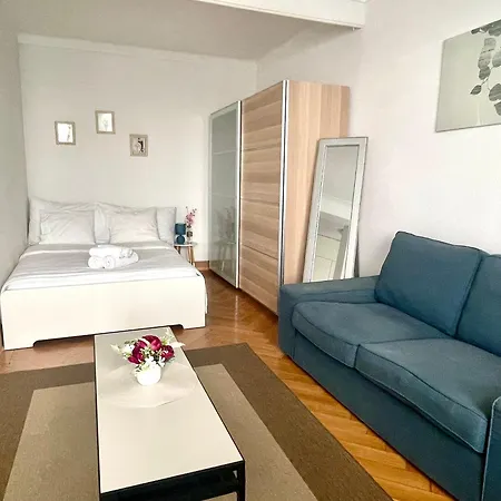 Meuble Proche De La Gare De 12