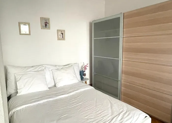 Meuble Proche De La Gare De 12 Apartmán *